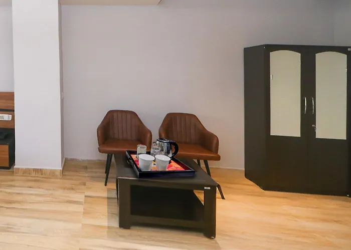 Super Collection O Ranchi Station Near Rajendra Chowk Formerly Bodhraj Paradise